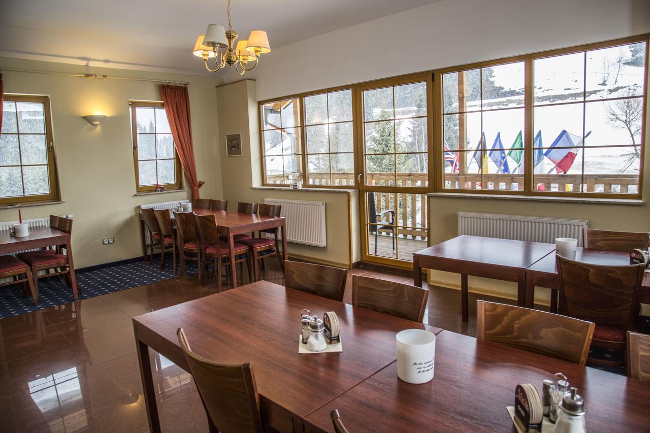Aparthotel Ochsendorf Horní Blatná Extérieur photo