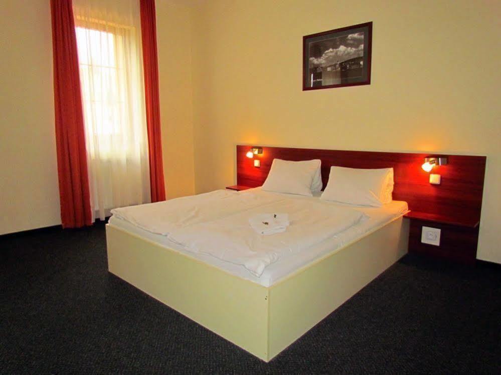 Aparthotel Ochsendorf Horní Blatná Extérieur photo
